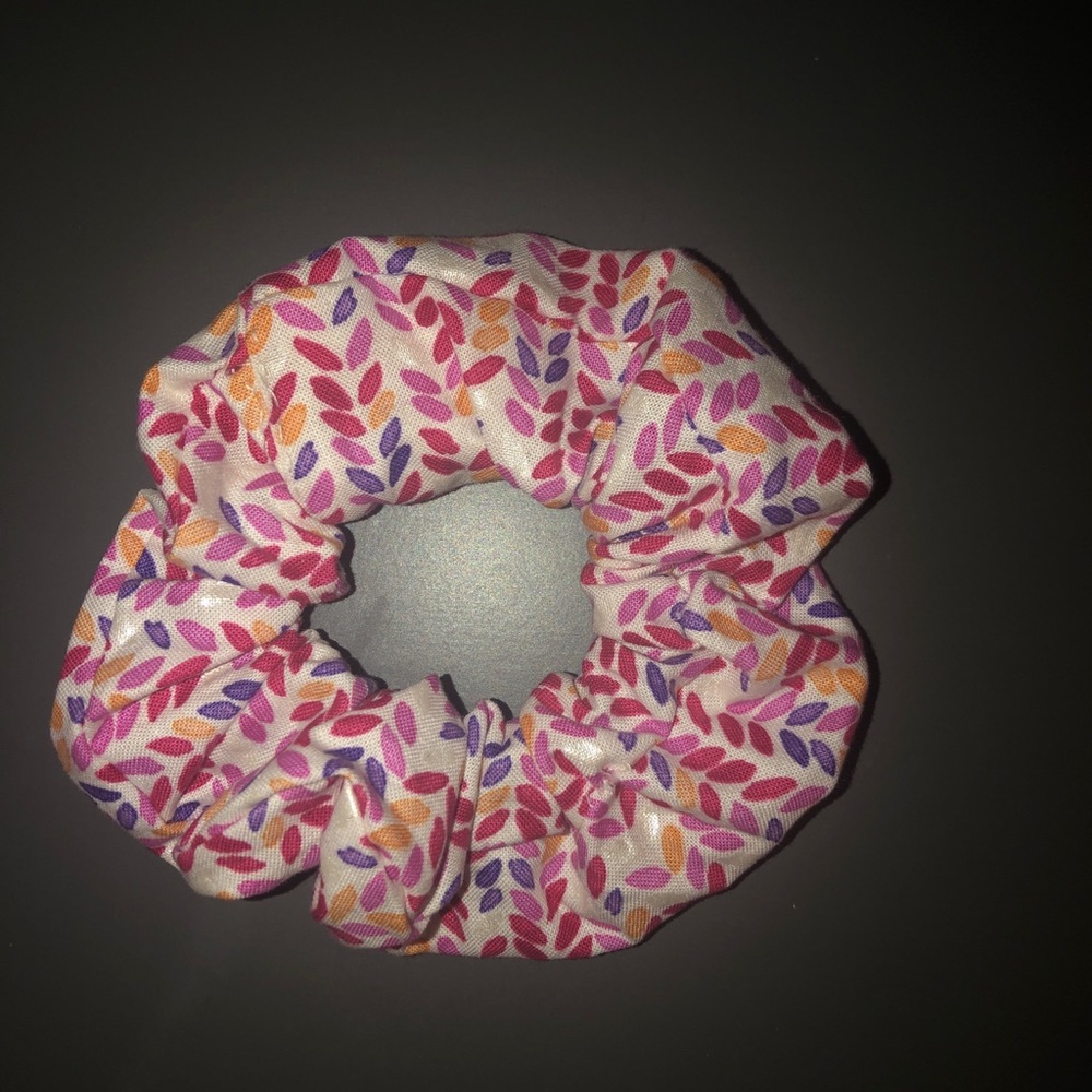 Patterned Scrunchies! - Picture 3 of 4